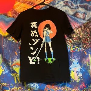 hot topic graphic tee.